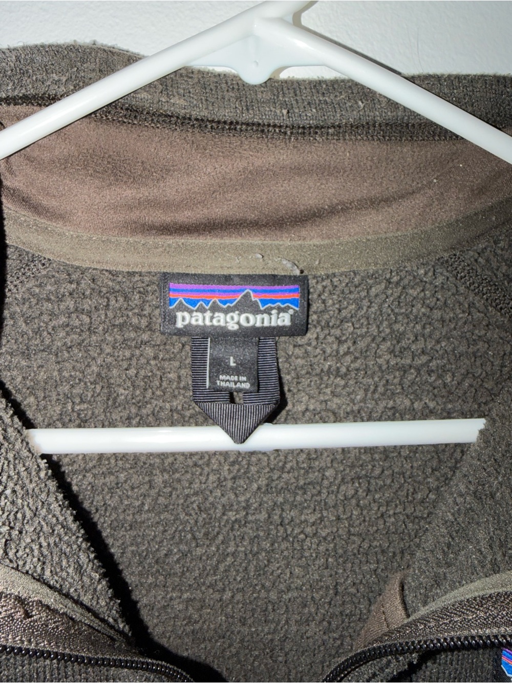Patagonia Men's Dark Brown Quarter-Zip Fleece Pullover - Picture 2 of 6